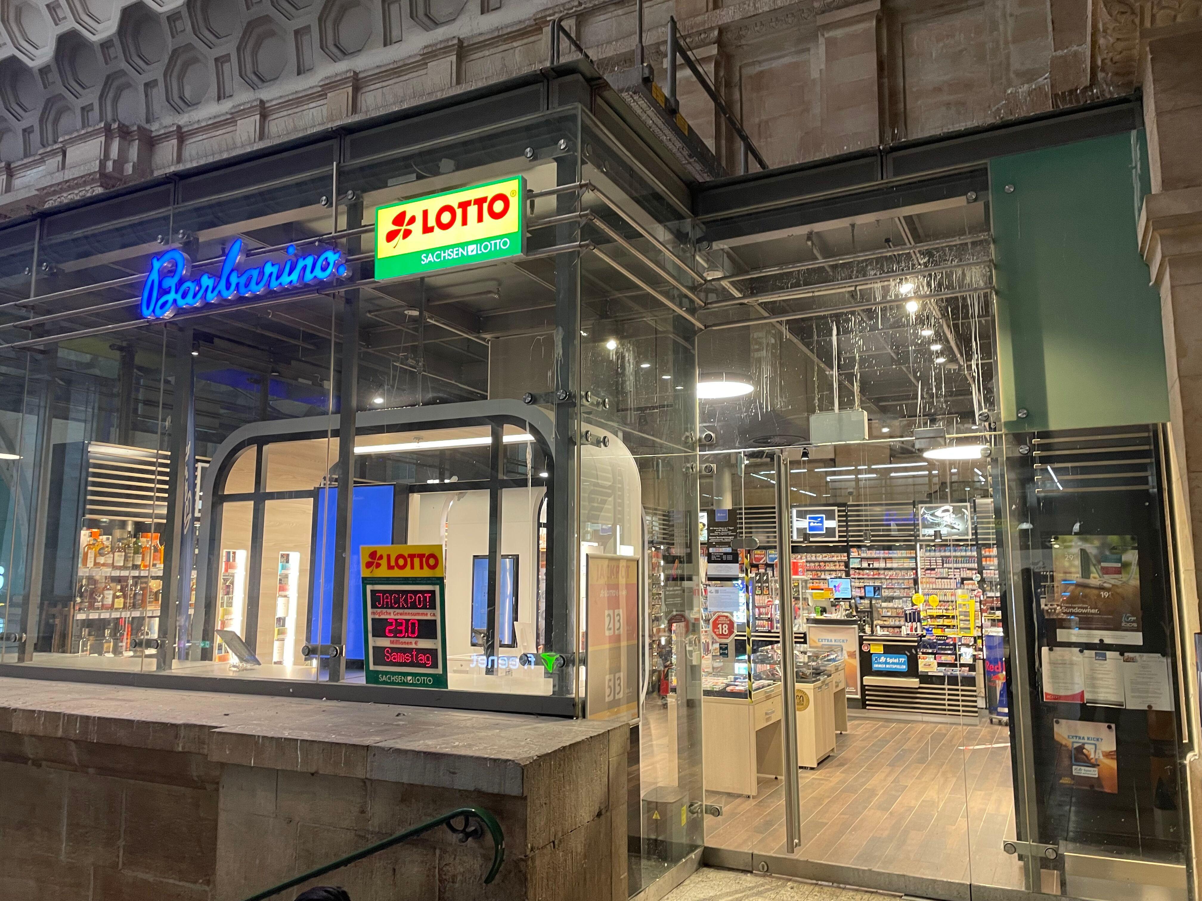 e-zigaretten shop leipzig hauptbahnhof Herzlich willkommen, @m.y.vape!✌️ Ab sofort findet ihr den Spezialisten für  E-Zigaretten und das passende Zubehör im Untergeschoss!  #leipzighauptbahnhof #thisisleipzig #weloveleipzig #ahoileipzig #hypezig  #leipzigliebe #instaleipzig #instatravel main image 1