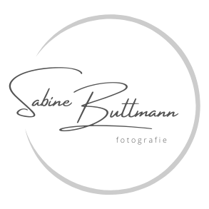 Logo der Firma Sabine Buttmann Fotografie aus Neustadt an der Aisch